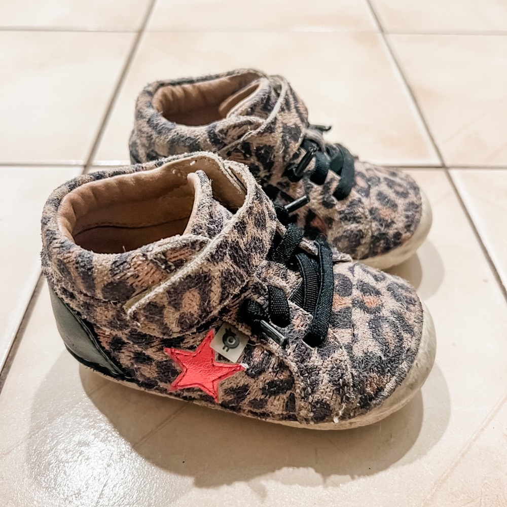 Old Soles Leopard Print First Walker Baby Toddler Shoes size 4
